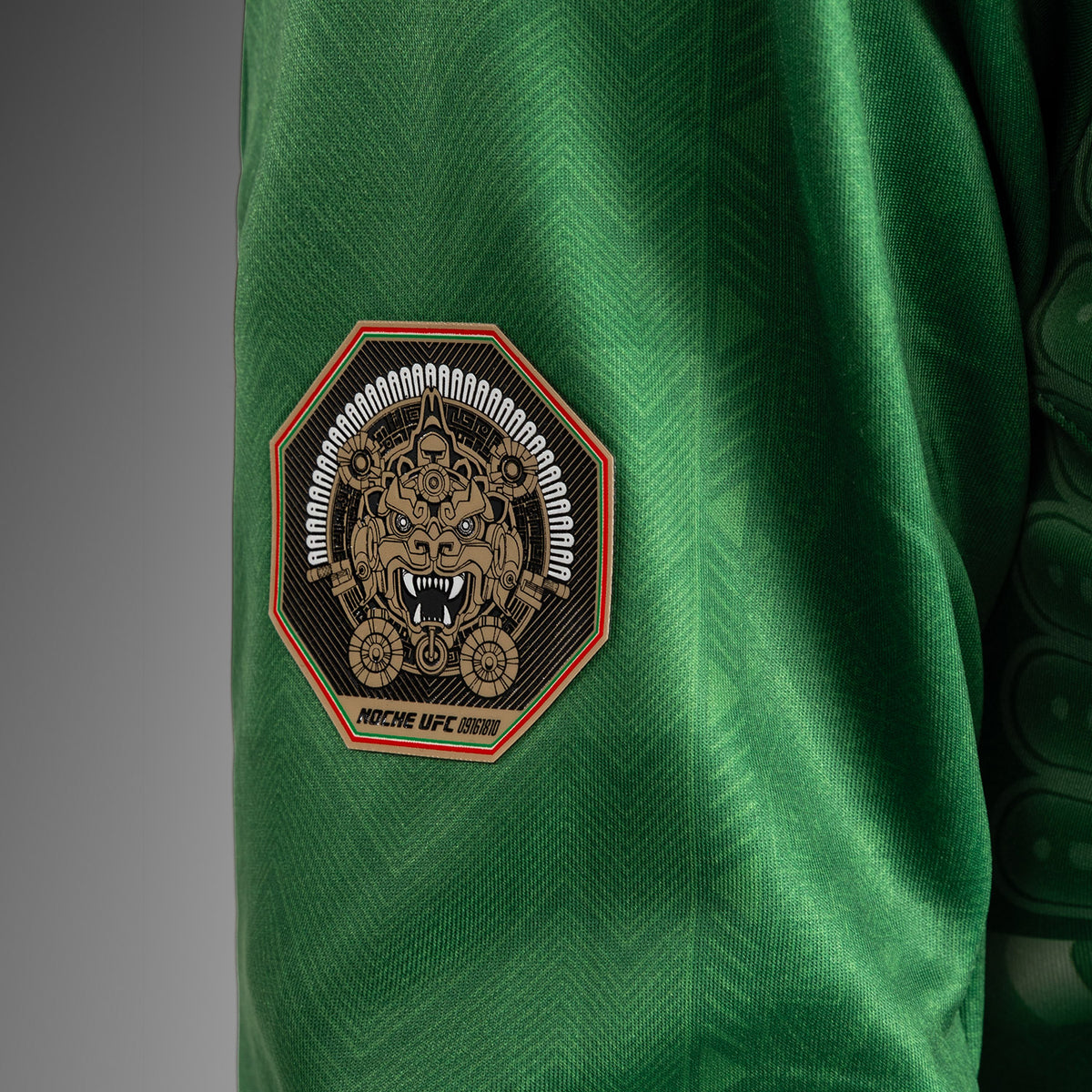 VENUM UFC NOCHE 2.0 BY VENUM Sweats à capuche - Vert - product-type_Sweatshirts