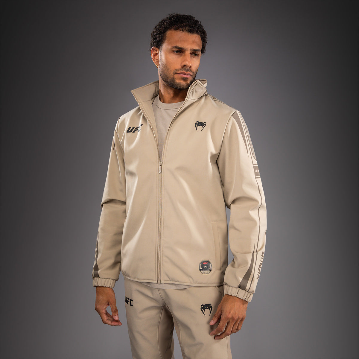 Sweat à Capuche Zippé pour Homme Venum UFC Unity by Venum Authentic Fight Week - Sable - product-type_Vestes