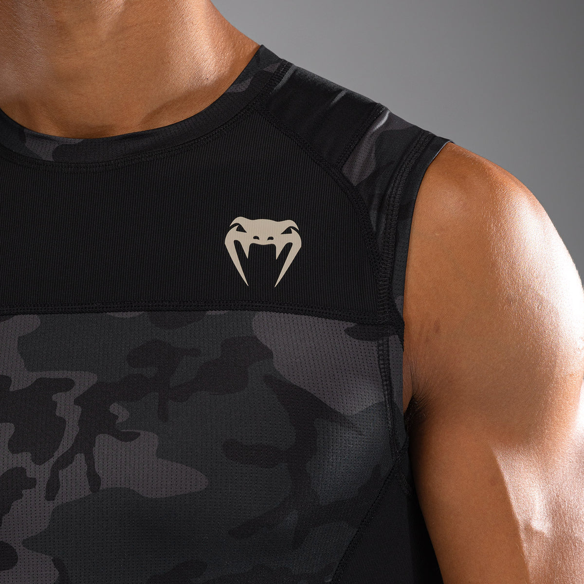 Rashguard sans Manches Venum G-Fit Air pour Hommes - Camo Urban - product-type_T-Shirts de Compression