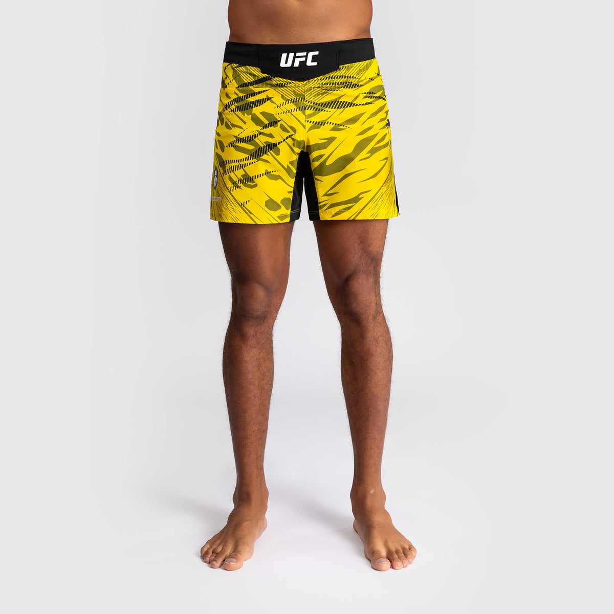 Shorts de Combat pour Hommes UFC Fusion by Venum Personnalisé Authentic Fight Night - Coupe Courte - Jaune - product-type_Shorts de MMA