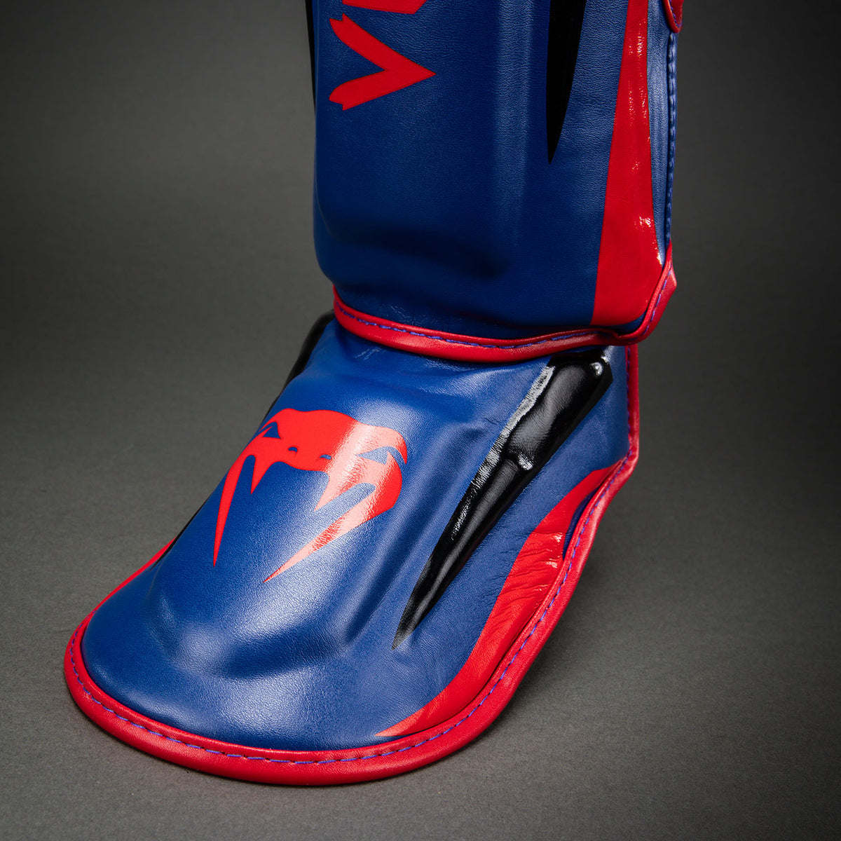 Protège-tibias Venum Elite - Bleu foncé/Rouge - product-type_Protège-tibias