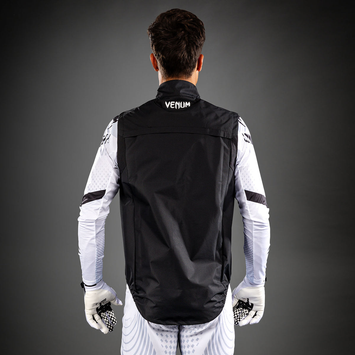 Coupe-vent sans manches Venum MX Basics - Noir/Blanc - product-type_Vestes