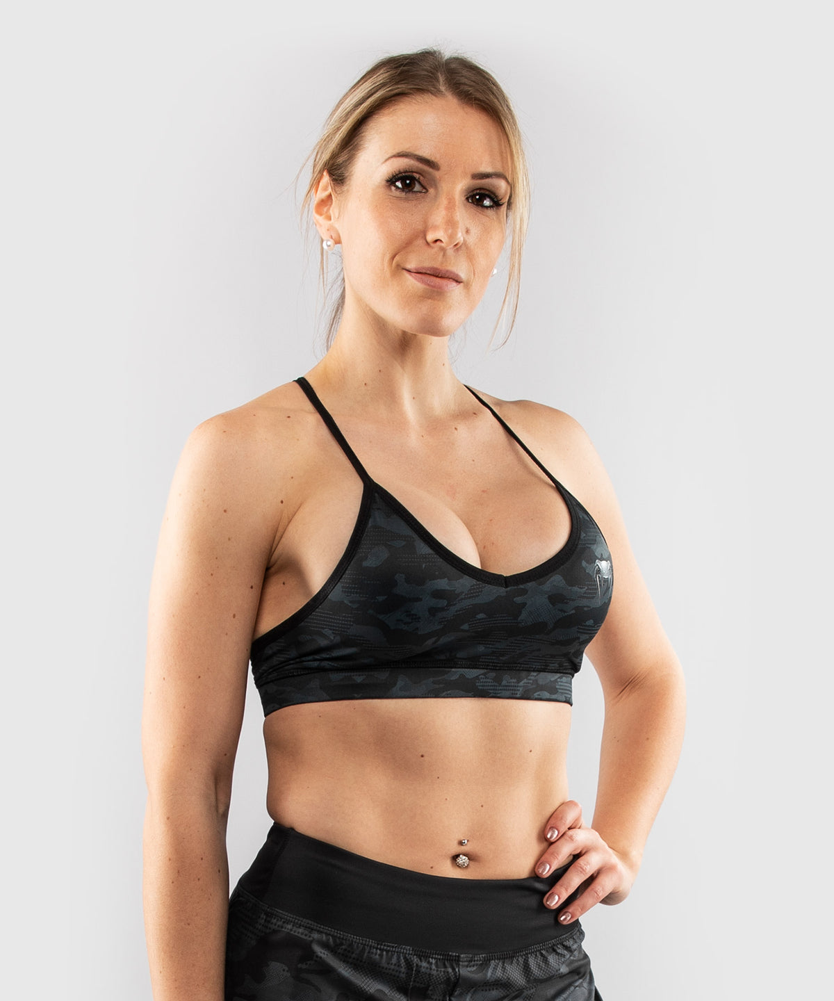 Brassières Venum Defender – pour femmes - Noir/Noir - Brassières